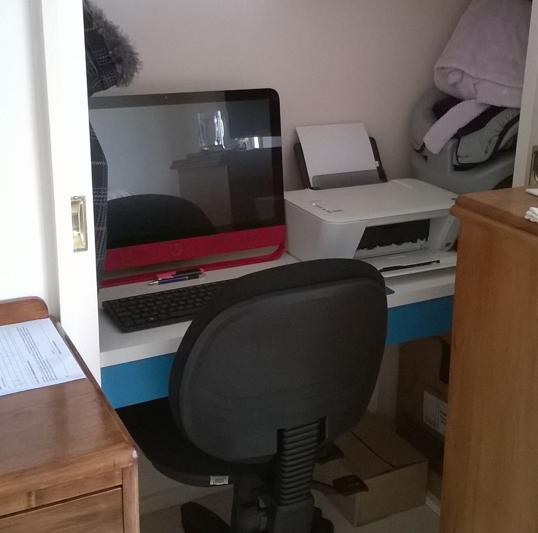 Now this is what we call Kiwi ingenuity! Michelle's innovative home office is a shining example of 'when there is a will, there is a way".